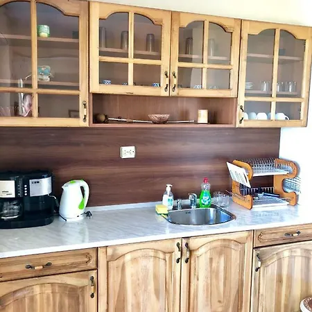 Smokinya Sea View Ваканционна къща